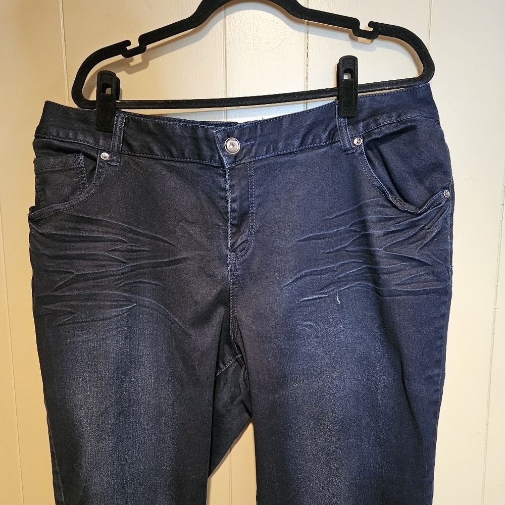 Lane Bryant Jeans, Womens, Size 20, Dark-Wash Skinny , Stretchy - Picture 2 of 5